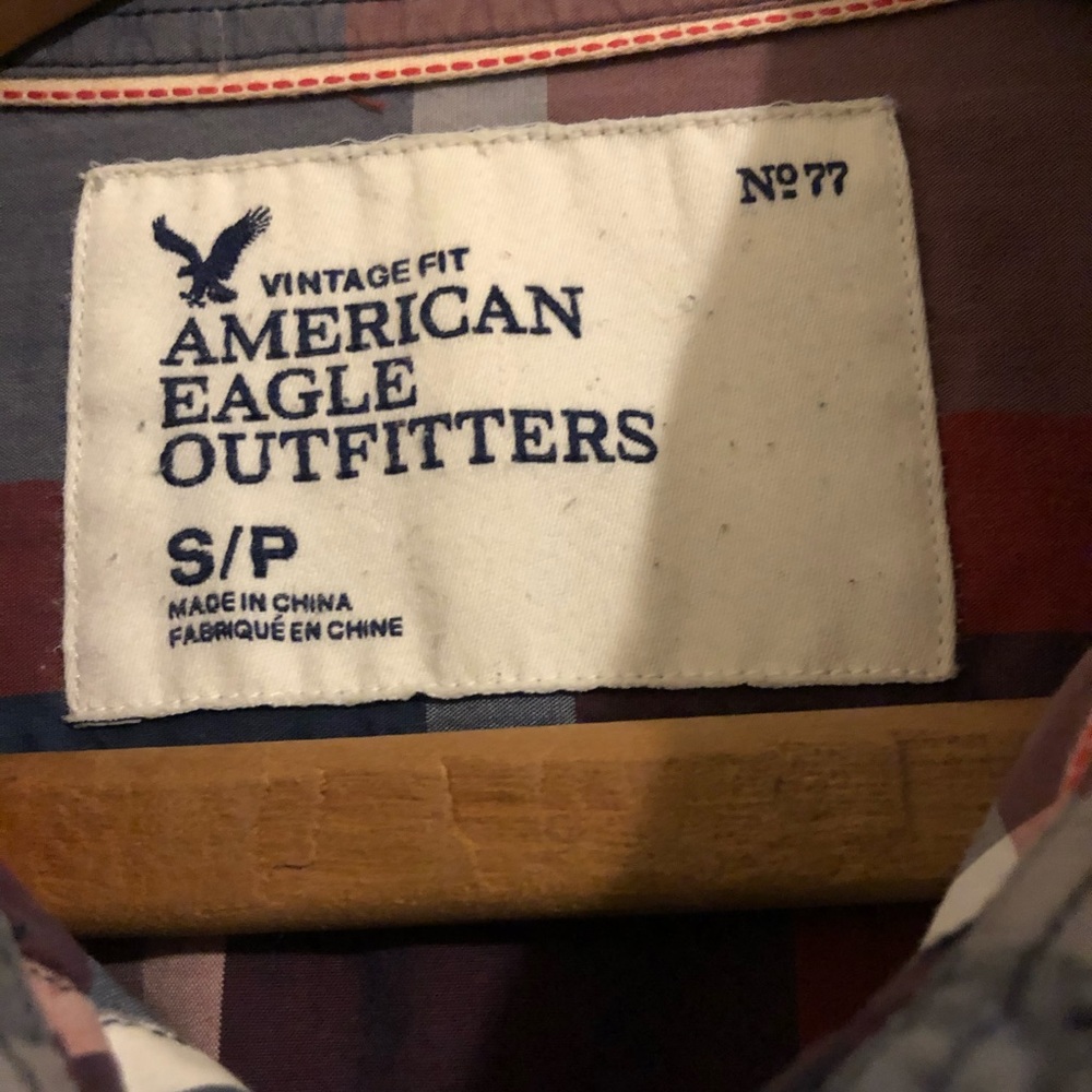American Eagle shirt